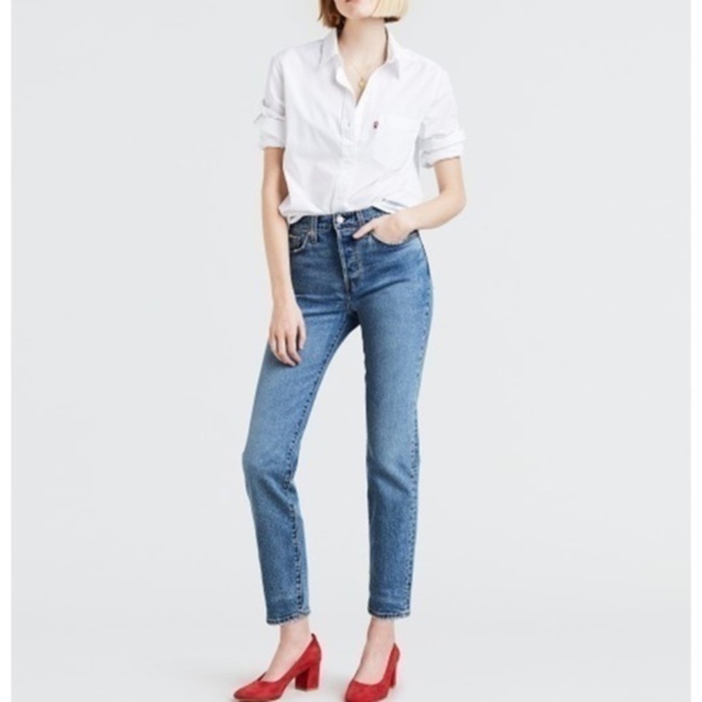 Levi's Wedgie Icon Fit Jeans These Dreams “24 X 28”​